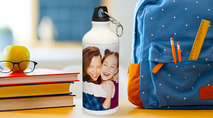 Una botella personalizada con una foto