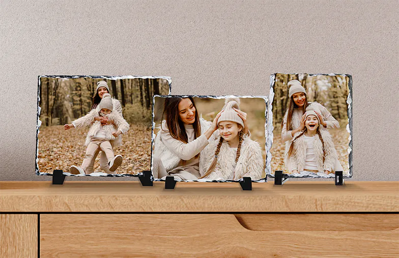 Pizarra de Foto de Piedra|Pizarra de piedra con foto familiar|vista lateral de la pizarra de piedra con bebé, mamá y papá|dos jóvenes impresos en una piedra|Regalo personalizado Piedra con imagen impresa||||||