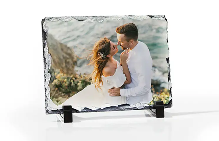 Pizarra de piedra con foto familiar