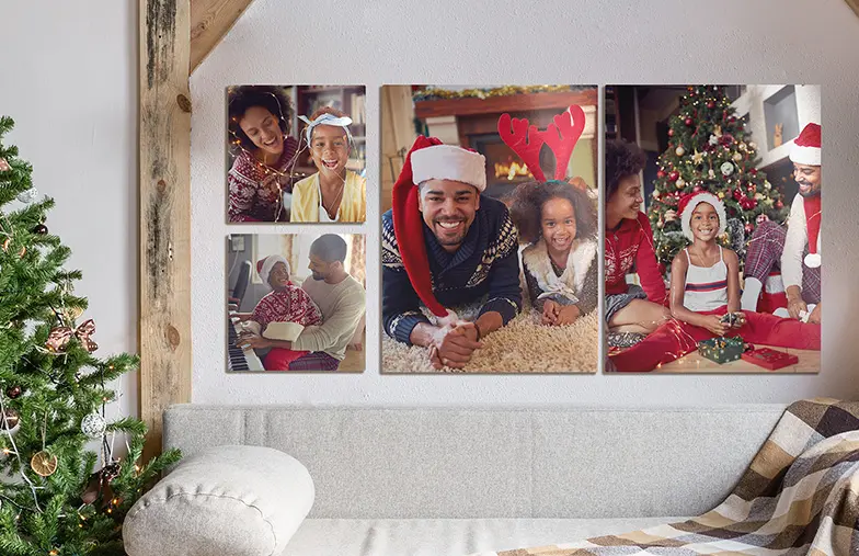 Impresión de foto en metal por Printerpix|Impresión en metal|Pequeña impresión cuadrada en metal de un hombre zambulléndose en un lago|Impresión de foto en metal de madre e hija en la estantería|Mujer colocando impresión en metal de novia y novio en la pared|Tres impresiones de fotos en metal de tamaños variados|||||