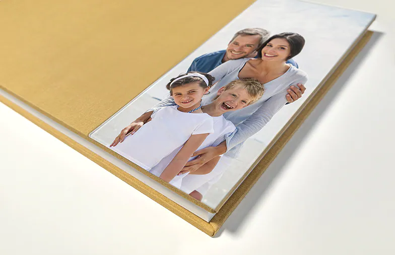 Libro de Fotos de Lujo Layflat – Cubierta Acrílica Rectangular