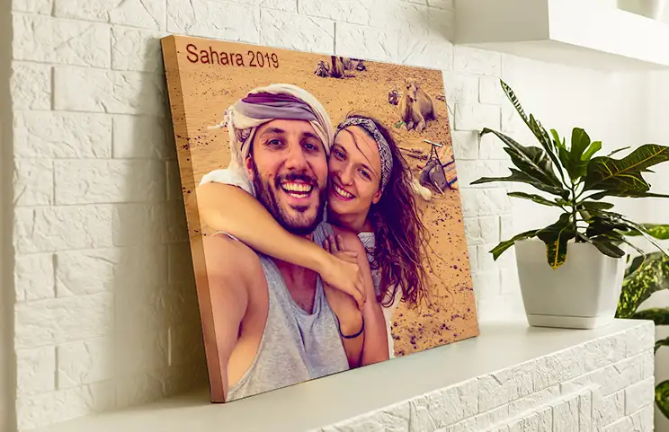 Impresión en lienzo de una pareja disfrutando de sus vacaciones
