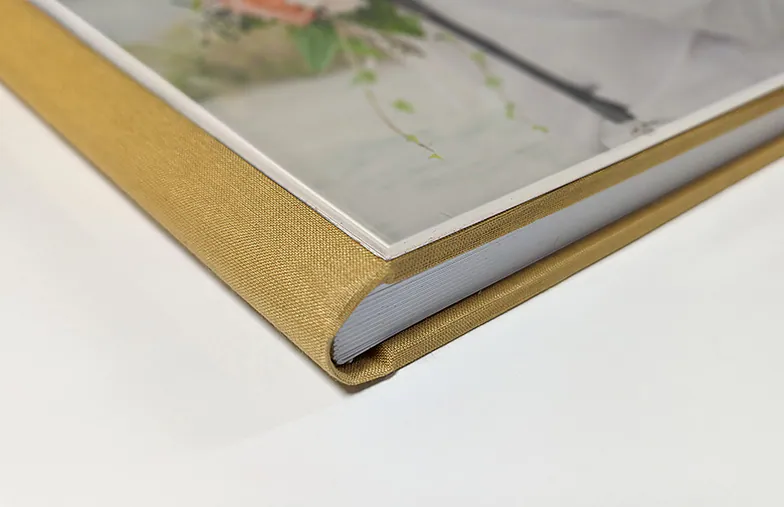 Libro de Fotos de Lujo Layflat – Cubierta Completa de Acrílico